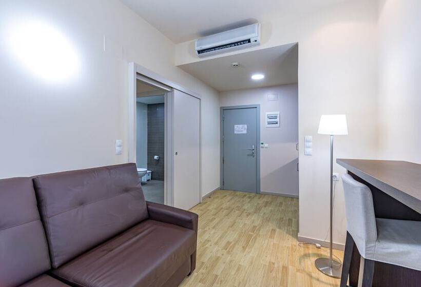 استودیو اجرایی, Residencia Universitaria Erasmo