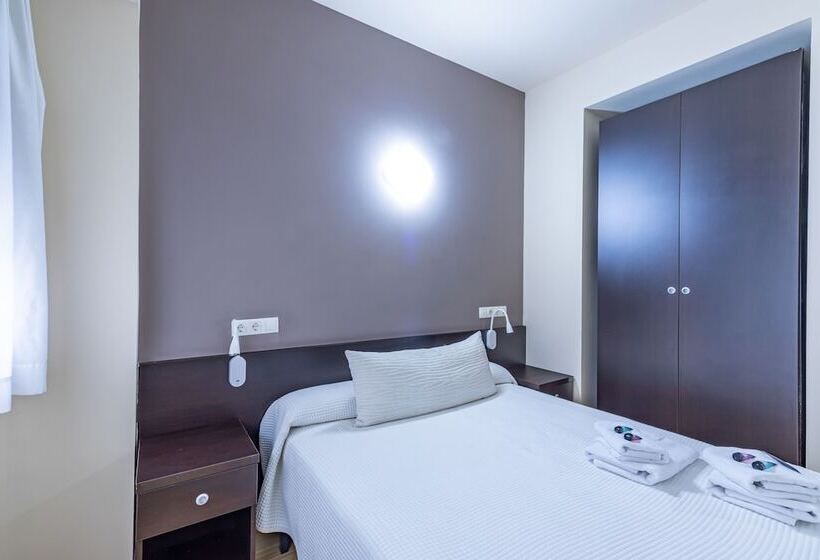 استودیو اجرایی, Residencia Universitaria Erasmo