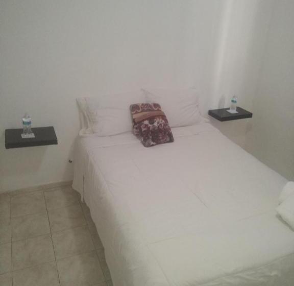 标准间, La Casa Jorge & Marvin