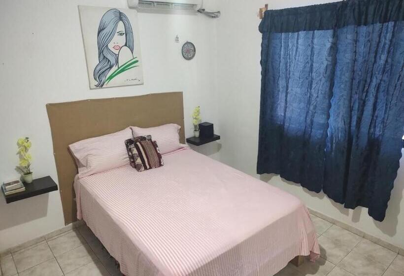 标准间, La Casa Jorge & Marvin