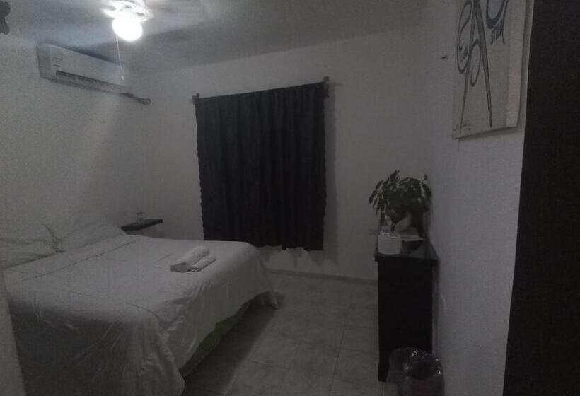 标准间, La Casa Jorge & Marvin