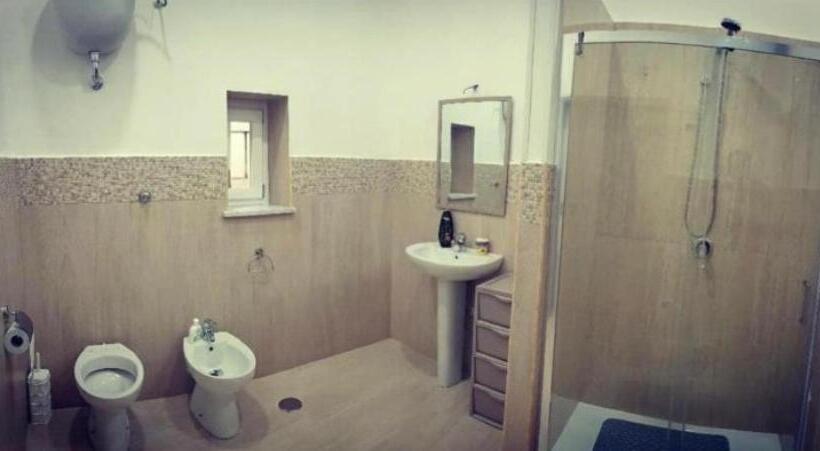 خانه 2 خوابه, La Residenza Della Fenice