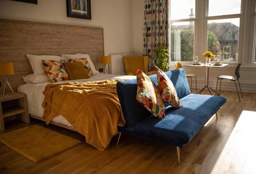 キングサイズベッドのスイートルーム, The Clarendon