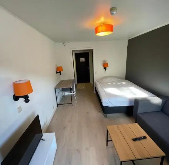 اتاق لوکس, Namsen Hotell