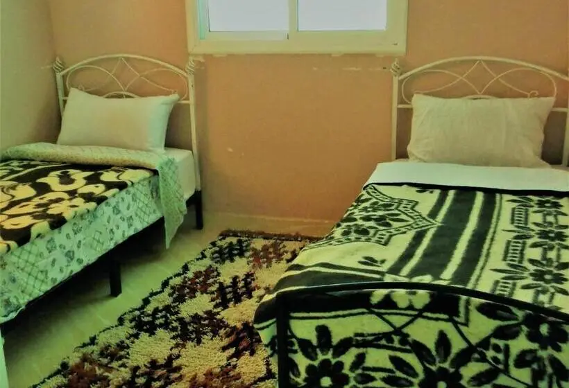 اتاق استاندارد با سرویس بهداشتی مشترک, Tifinagh Guest House