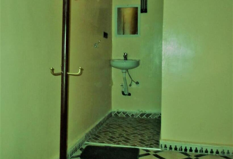 اتاق لوکس, Tifinagh Guest House