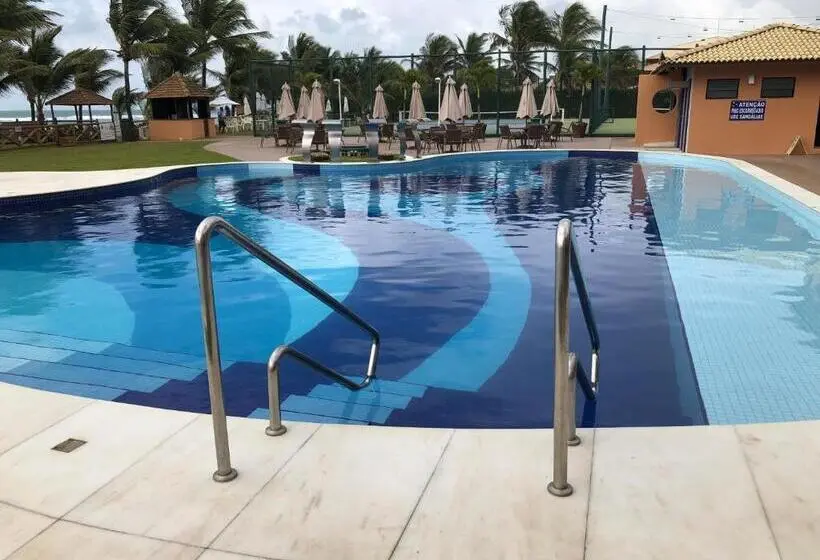 Huoneisto 1 Makuuhuone Parveke, 2 Suítes, Guarajuba, Piscina Frente Mar