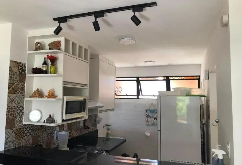Huoneisto 1 Makuuhuone Parveke, 2 Suítes, Guarajuba, Piscina Frente Mar