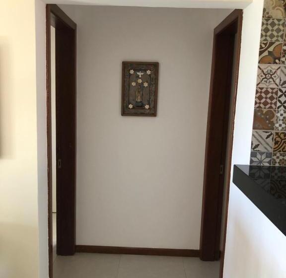 Апартаменты 1 Спальня с Балконом, 2 Suítes, Guarajuba, Piscina Frente Mar