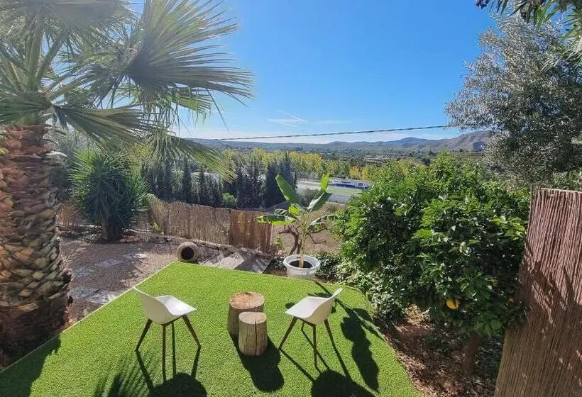 スタンダードスタジオ, Casa Rural Buenavista Pedralba