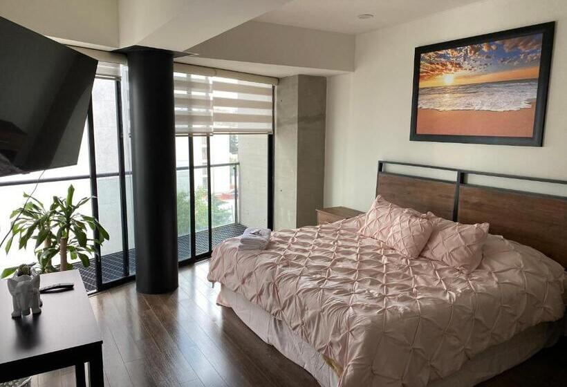 Apartamento 1 Dormitório com Sacada, Chicago House