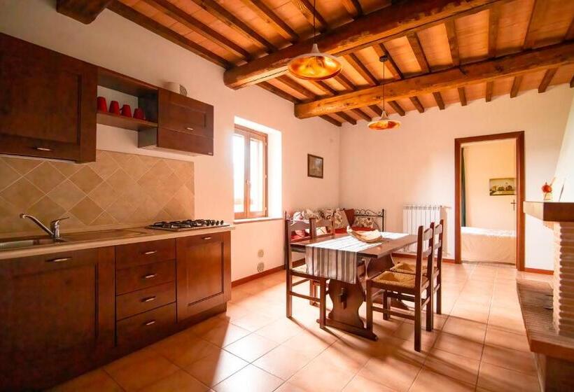 2 Bedrooms Apartment Mountain View, Casale Rancaglia