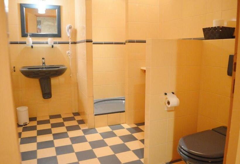 חדר סטנדרט, La Dominotte