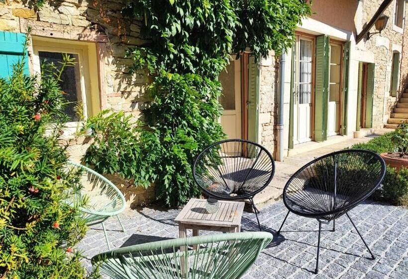 חדר סטנדרט לארבעה, La Dominotte