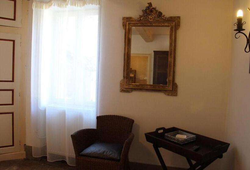 חדר סטנדרט לארבעה, La Dominotte