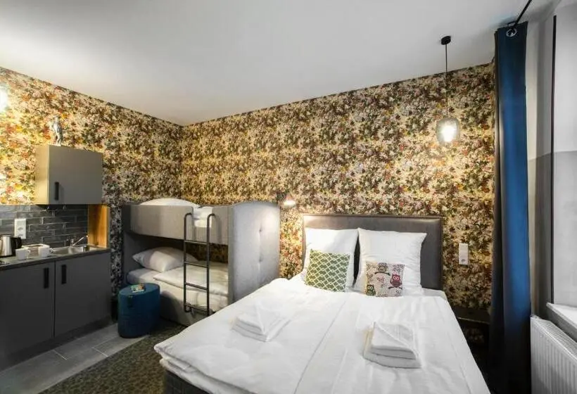スタンダード４人部屋, Aappartel Aparthotel Herford