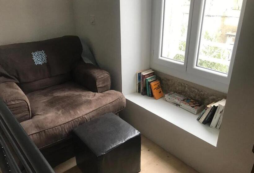 Номер Стандарт Вид на Сад, L Ostalada