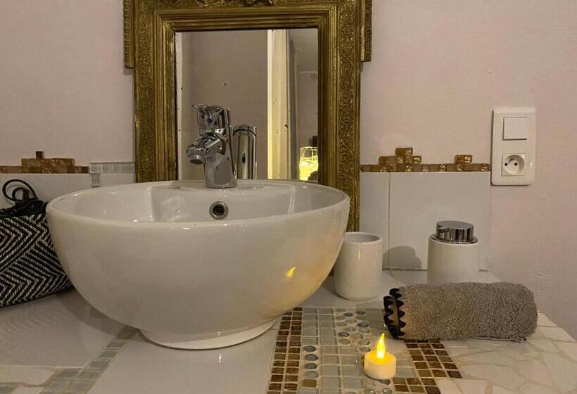 חדר דלוקס, La Galerie Du Port