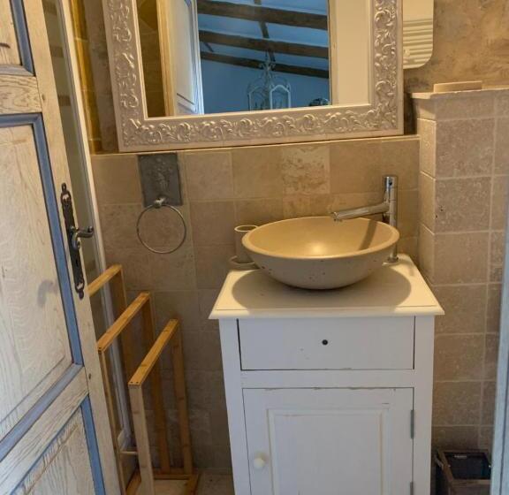 غرفة ديلوكس مزودة بشرفة, Le Mas Des Roses 1884