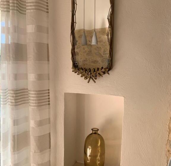 غرفة ديلوكس مزودة بشرفة, Le Mas Des Roses 1884