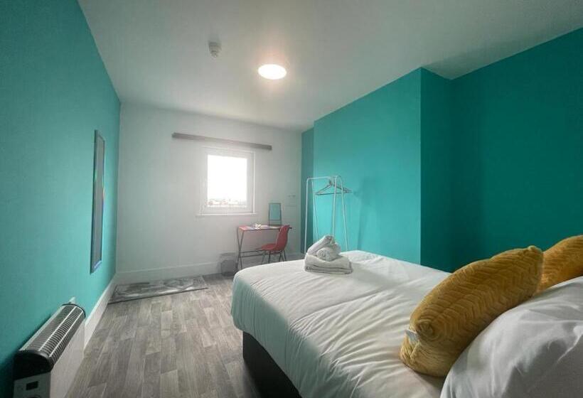 Quarto Triplo Comfort, Neon 160