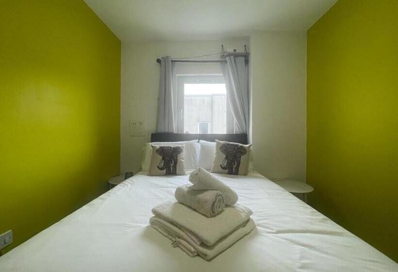 Apartamento 1 Quarto Vista Mar, Neon 160