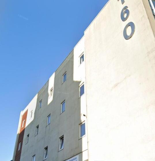 Apartamento 1 Dormitório Vista Mar, Neon 160