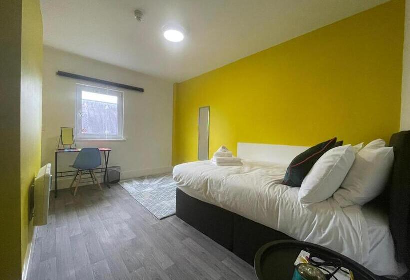 Apartamento 1 Quarto Vista Mar, Neon 160