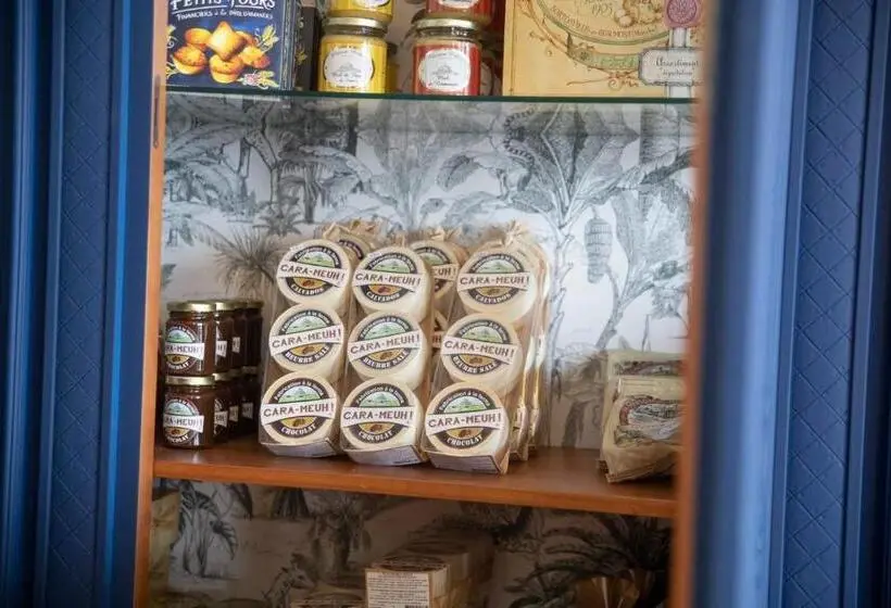 オーシャンビュースタンダードルーム, La Bellevue Bréville   B&b