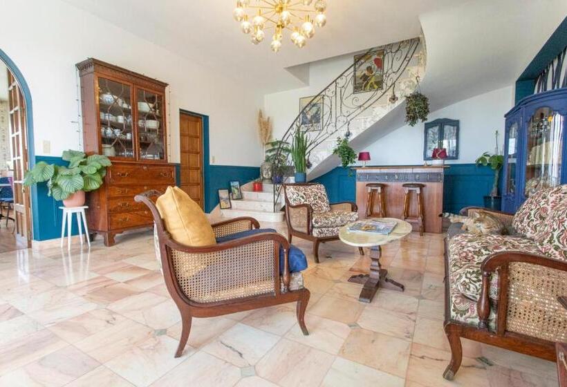 Номер Стандарт Вид на Сад, La Bellevue Bréville   B&b