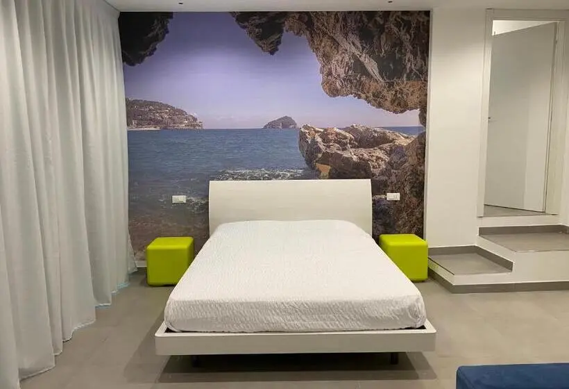 スタンダード4人部屋, Torre Del Mare Rooms