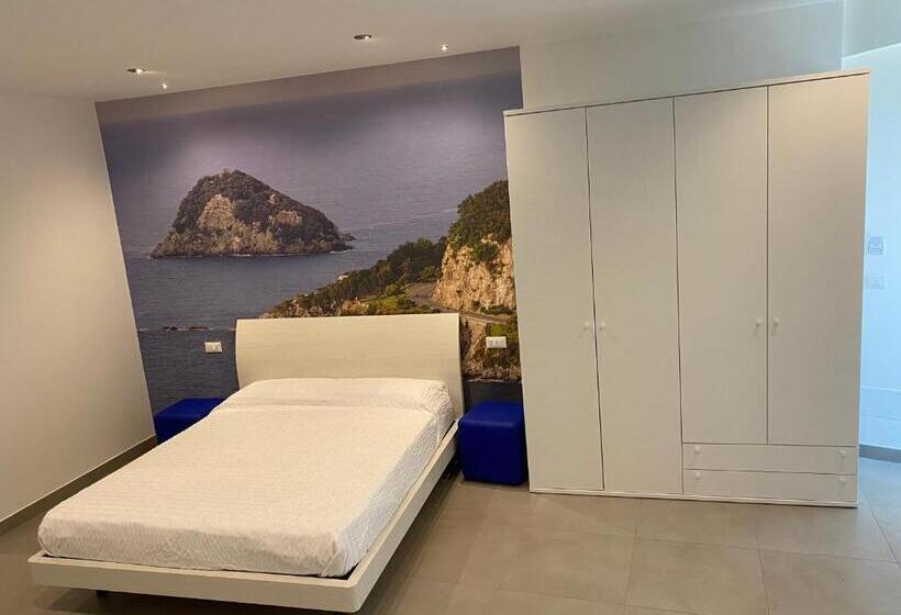 غرفة قياسية رباعية, Torre Del Mare Rooms