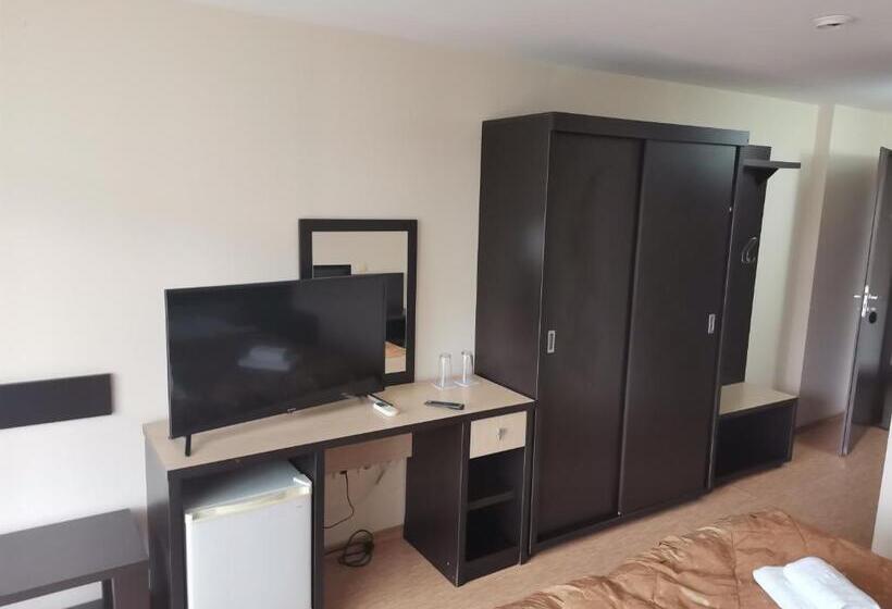 חדר סטנדרט, Pensiunea Eric