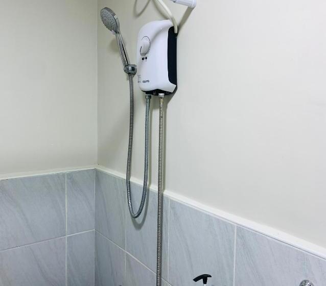 استودیو استاندارد با بالکن, Quayside Condo Near Airport