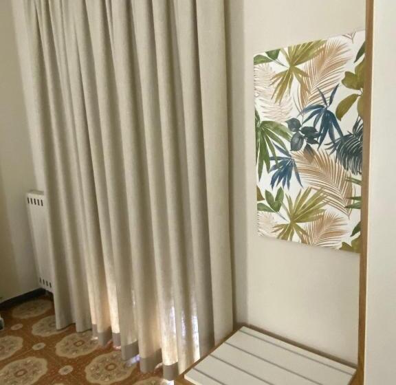 غرفة قياسية, Donna Felì