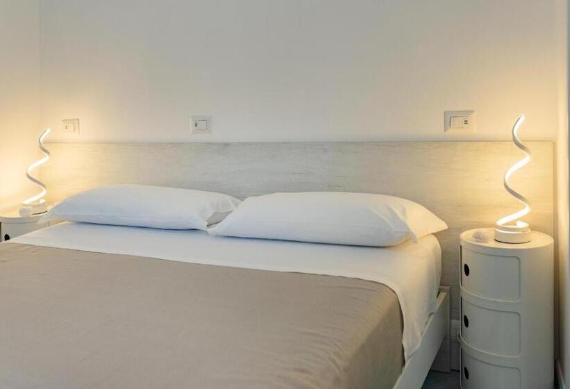 اتاق استاندارد, Poseidonia Rooms