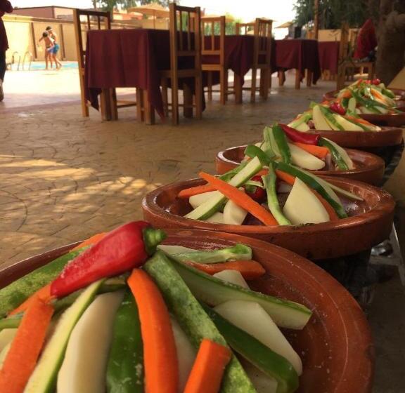 标准间, Al Kasbah