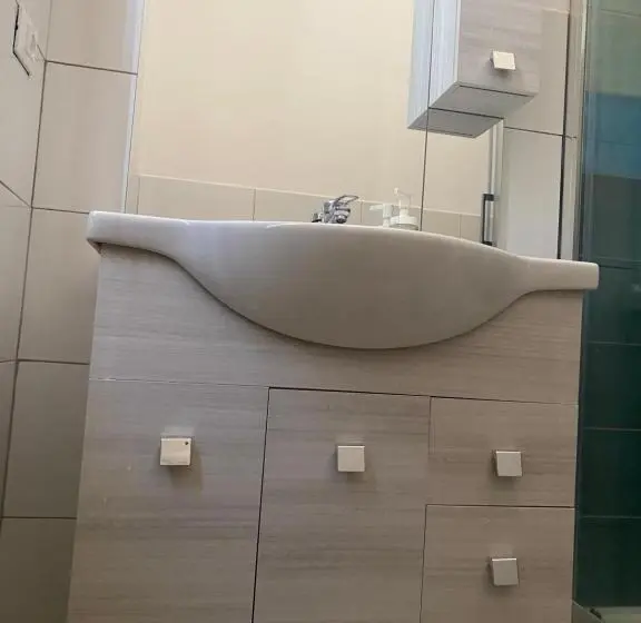 Standard room with outdoor bath, Affittacamere Alloggio Olivo