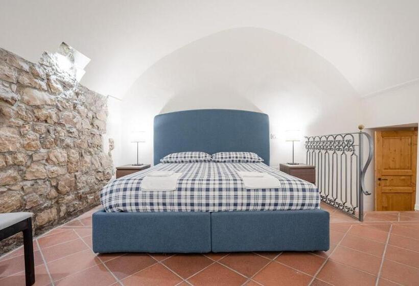 标准间, Residenza De Gemmis