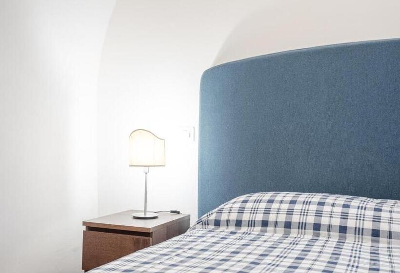 غرفة قياسية لذوى الاحتياجات الخاصة, Residenza De Gemmis