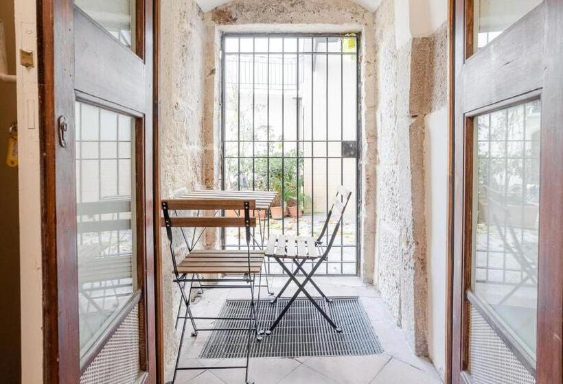 غرفة قياسية لذوى الاحتياجات الخاصة, Residenza De Gemmis