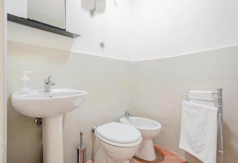 إستديو عائلى, Residenza De Gemmis