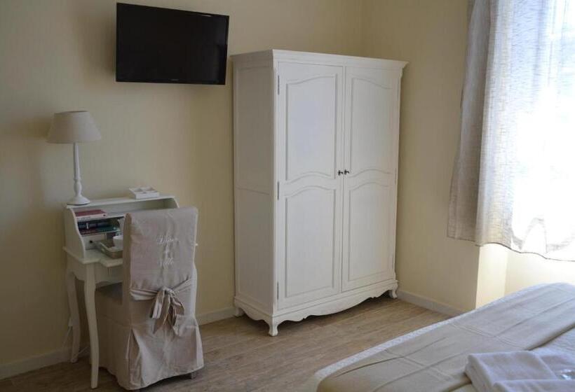 اتاق استاندارد چهار تخته, Affittacamere Casa Dane