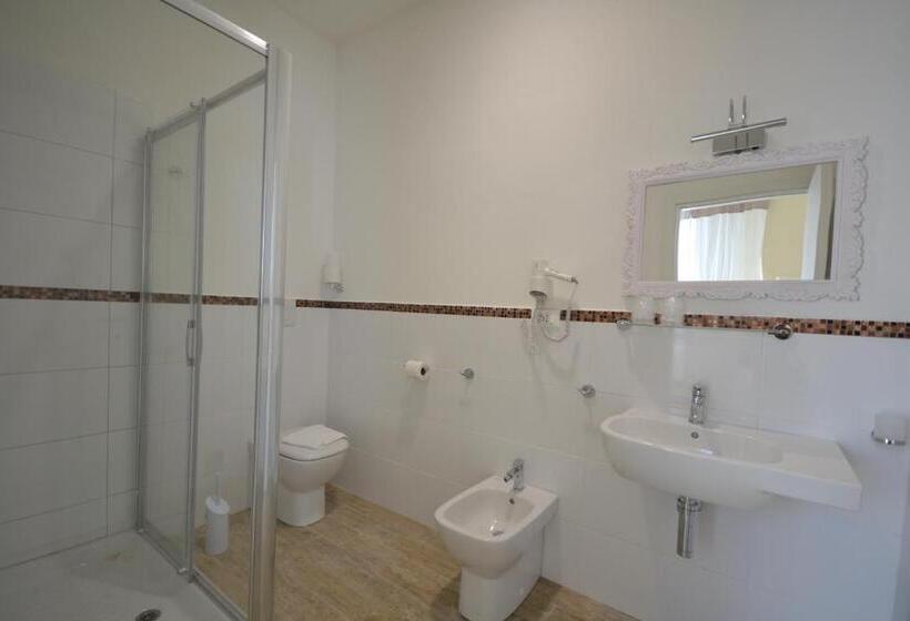 اتاق استاندارد چهار تخته, Affittacamere Casa Dane