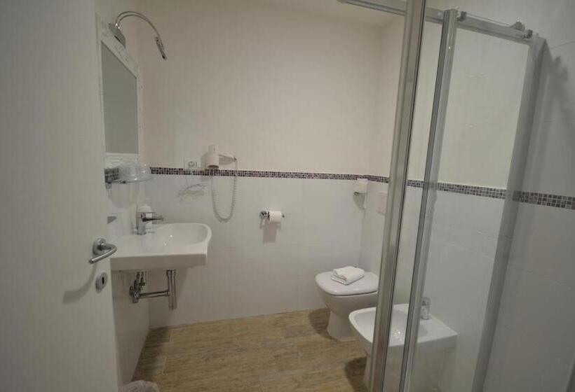 اتاق استاندارد سه نفره, Affittacamere Casa Dane