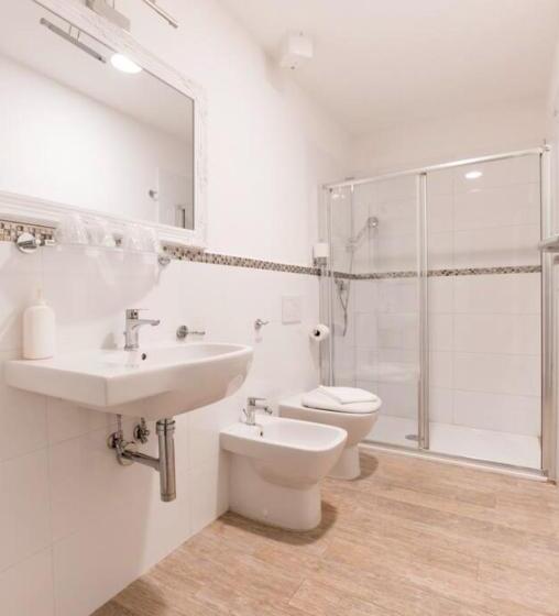 اتاق خانوادگی, Affittacamere Casa Dane