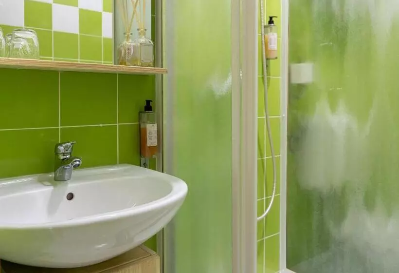 اتاق استاندارد, Stara šola   Oleander Resort