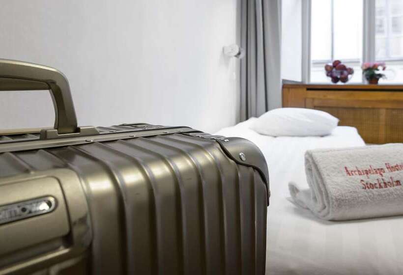 اتاق استاندارد با سرویس بهداشتی مشترک, Archipelago Hostel Old Town