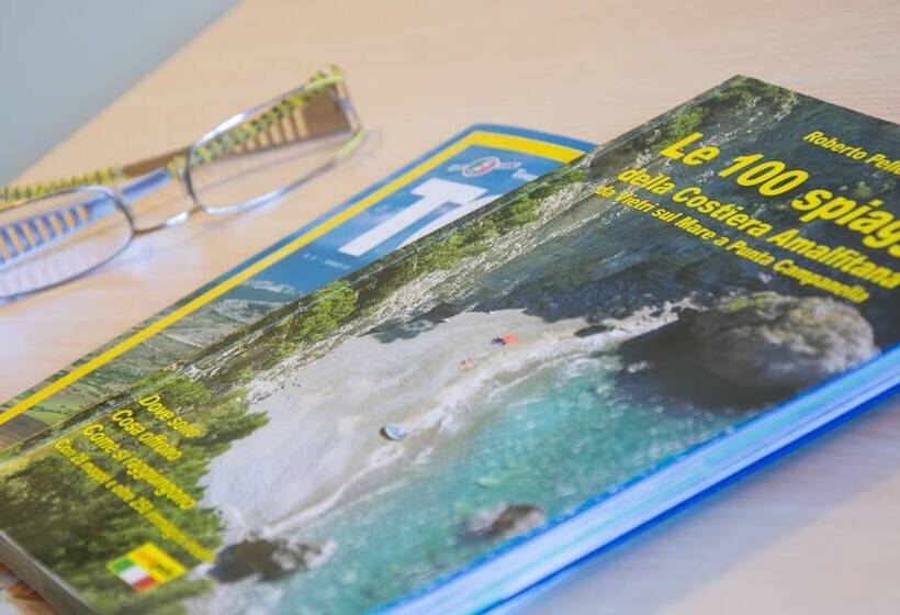 اتاق سوپریور, Minihotel Iris