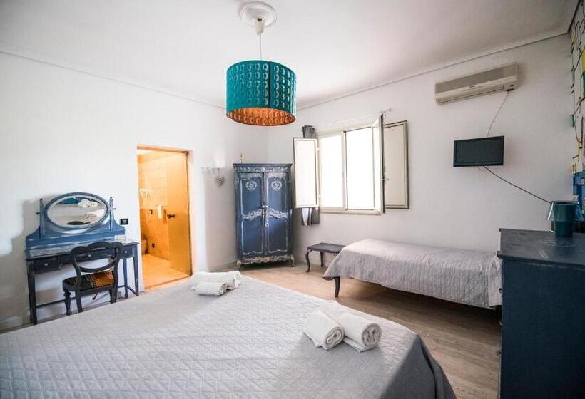 غرفة قياسية ثلاثية, Villa Scilla E Cariddi